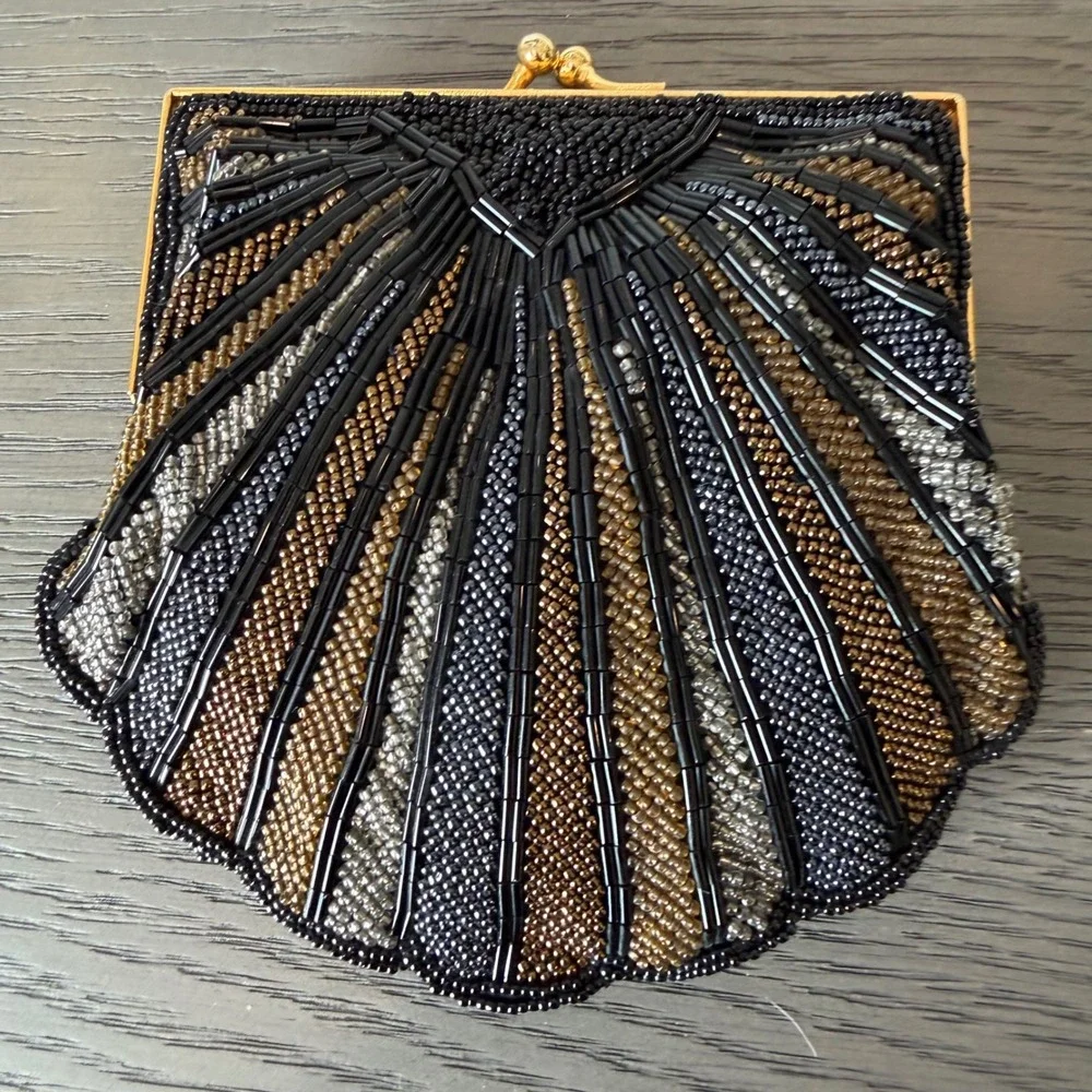 VTG Beaded Shell Clutch Bag Black Gold Silver Art Deco Crossbody‎ 20s 40s Retro